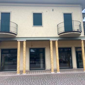 Negozio in vendita a Calvisano (Brescia)