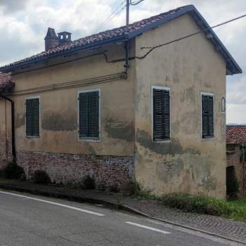 Rustico in vendita a Tonco (Asti)