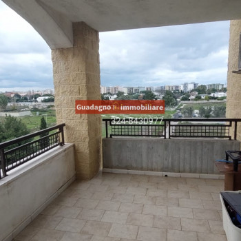 Lecce citt&agrave; IN VENDITA  TRILOCALE con 3 Balconi  e BOX 