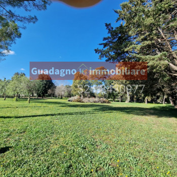 villa  ideale come dimora privata ,  per attività ricettiva - cerimonie  