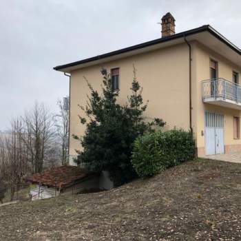 Casa singola in vendita a Bossolasco (Cuneo)