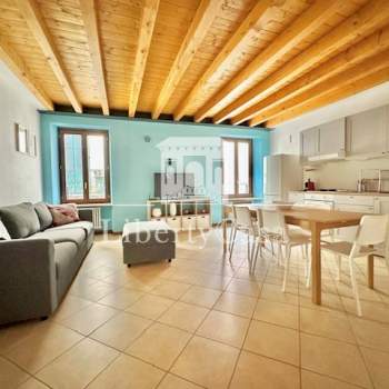 Appartamento in vendita a Gardone Riviera (Brescia)