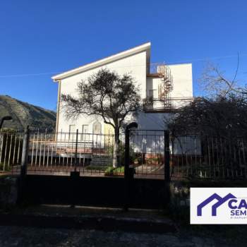 Villa in vendita a Monreale (Palermo)