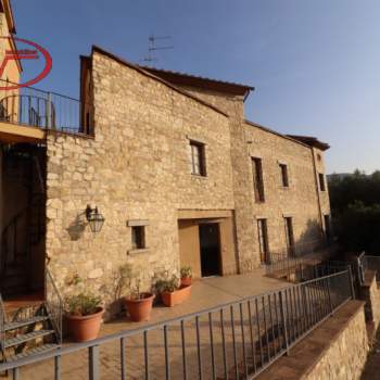 Casa a schiera in vendita a Gaiole in Chianti (Siena)