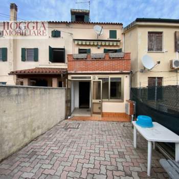Casa a schiera in vendita a Chioggia (Venezia)