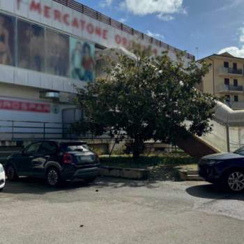 Magazzino in vendita a Modica (Ragusa)