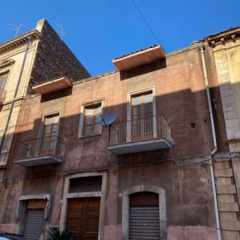 Palazzo in vendita a Catania (Catania)