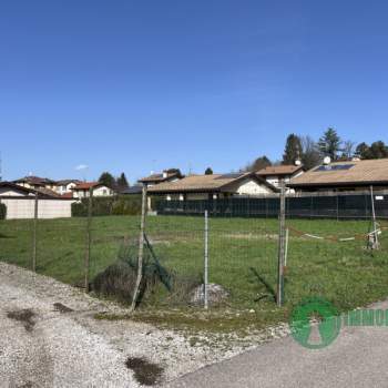 Terreno in vendita a Tricesimo (Udine)