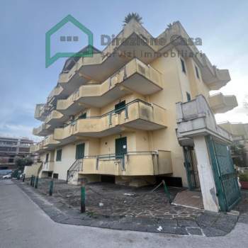 Appartamento in vendita a Giugliano in Campania (Napoli)