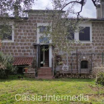 Villa in vendita a Castel Sant'Elia (Viterbo)