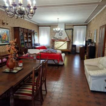 Casa singola in vendita a Lendinara (Rovigo)