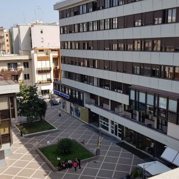 LECCE PIAZZA MAZZINI APPARTAMENTO IN VENDITA
