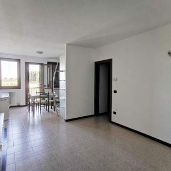Appartamento in vendita a Veronella (Verona)