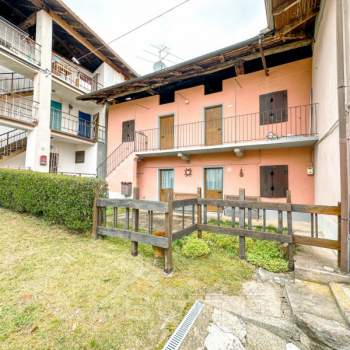 Casa singola in vendita a Ailoche (Biella)