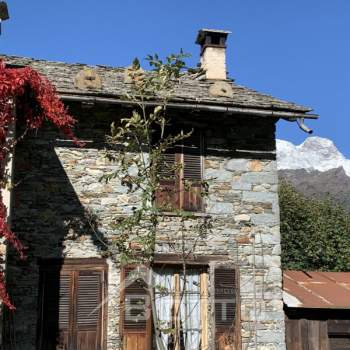 Casa singola in vendita a Alagna Valsesia (Vercelli)