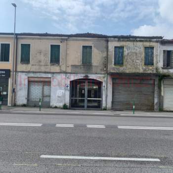 Palazzo in vendita a Padova (Padova)