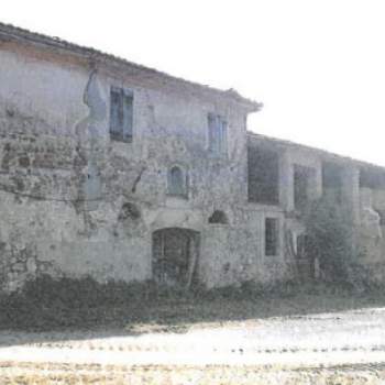Terreno in vendita a Fornovo di Taro (Parma)