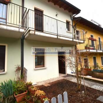 Casa a schiera in vendita a Nuvolento (Brescia)