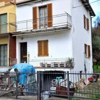 Casa a schiera in vendita a Meldola (Forlì-Cesena)