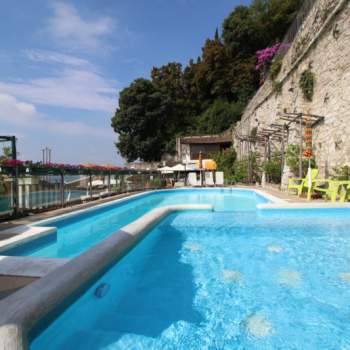 Hotel - albergo in vendita a Toscolano-Maderno (Brescia)