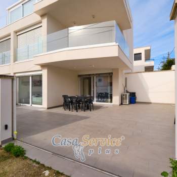 Appartamento in vendita a Castrignano del Capo (Lecce)