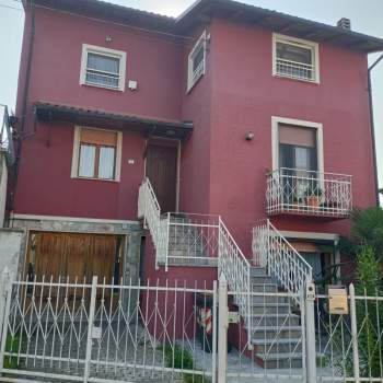 Villa in vendita a Pontestura (Alessandria)