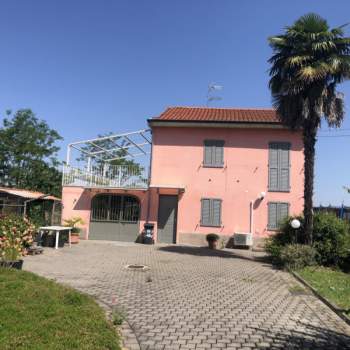 Casa singola in vendita a Casale Monferrato (Alessandria)
