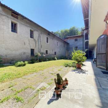 Casa a schiera in vendita a Serravalle Sesia (Vercelli)