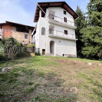 Casa singola in vendita a Ailoche (Biella)