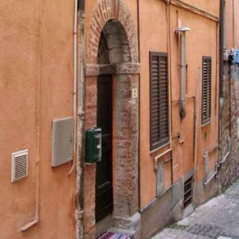 Appartamento in vendita a Fabriano (Ancona)