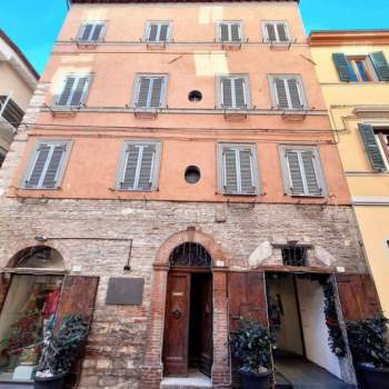 Appartamento in vendita a Fabriano (Ancona)