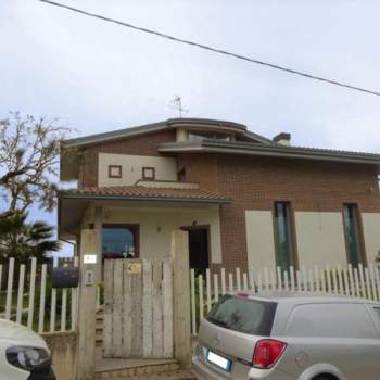 Villa in vendita a Filottrano (Ancona)