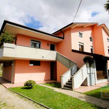 Casa singola in vendita a Castions di Strada (Udine)