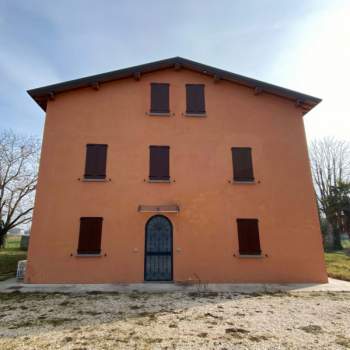 Villa in vendita a Medolla (Modena)