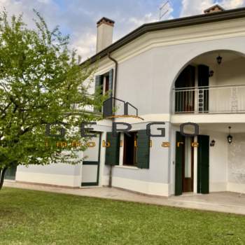 Casa singola in vendita a Camposampiero (Padova)