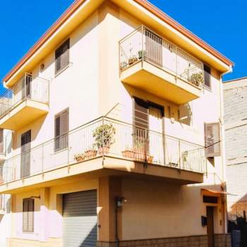 Appartamento in vendita a Altavilla Milicia (Palermo)