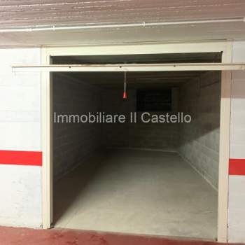 Garage in vendita a Castiglione del Lago (Perugia)