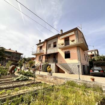 Appartamento in vendita a Passignano sul Trasimeno (Perugia)