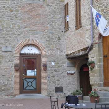 Attivita commerciale in affitto a Paciano (Perugia)