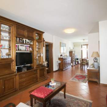 Appartamento in vendita a Prato (Prato)