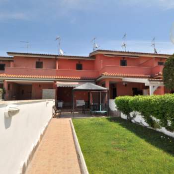 Villa in vendita a Ardea (Roma)