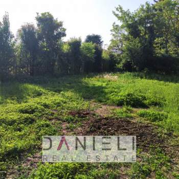 Terreno in vendita a Montecchio Maggiore (Vicenza)