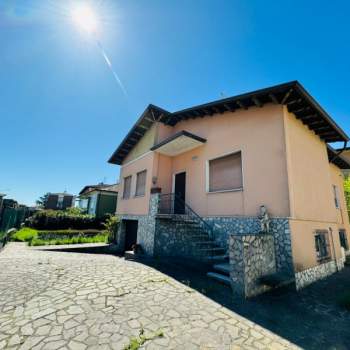 Villa in vendita a Calvisano (Brescia)
