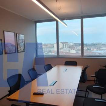 Ufficio in affitto a Milano (Milano)