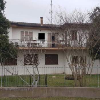 Laboratorio in vendita a Badia Polesine (Rovigo)