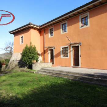 Appartamento in vendita a Castelfranco Piandiscò (Arezzo)