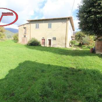 Casa singola in vendita a Terranuova Bracciolini (Arezzo)