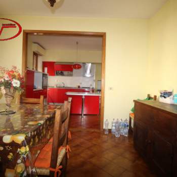 Appartamento in vendita a Loro Ciuffenna (Arezzo)
