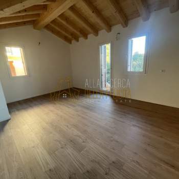 Casa singola in vendita a Schio (Vicenza)