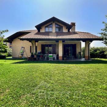 Casa singola in vendita a Grignasco (Novara)
